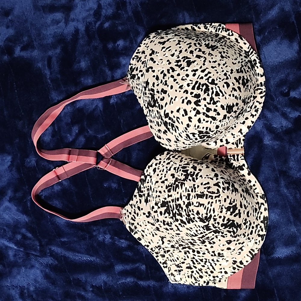Cacique underwire sports bra